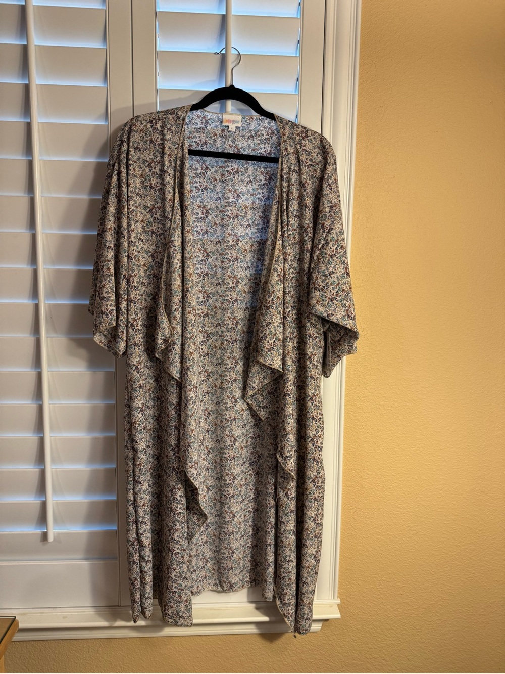 LuLaRoe floral duster cardigan in cream with blue and pink print Shirley